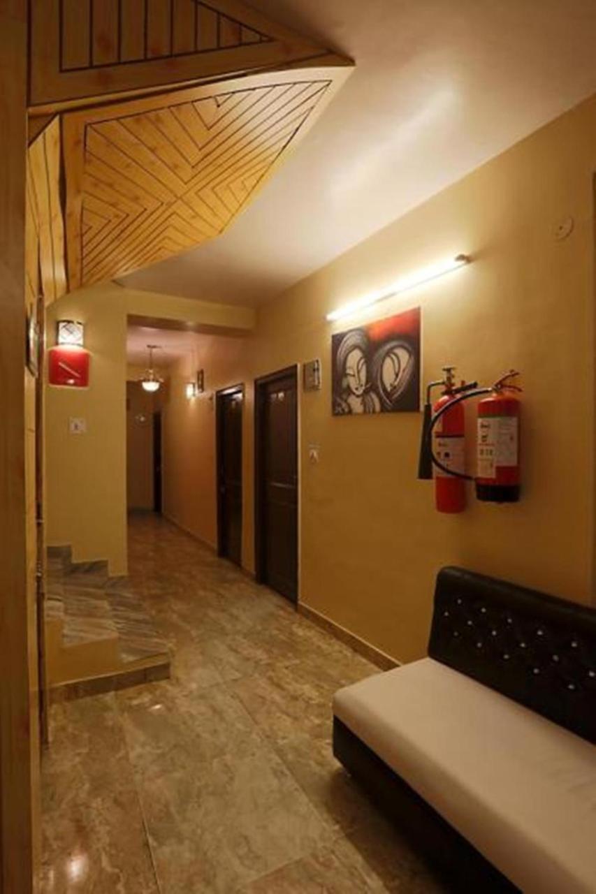 Harmony Purple Mall Road Hotel Shimla Exterior photo